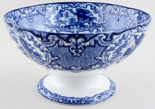Bowl with Foot c1910